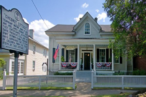 Chesnut Cottage Inn Bed & Breakfast